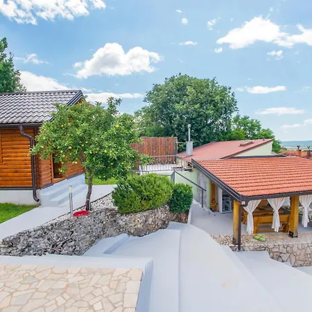 Retro Pool House Casa de Férias Mostar