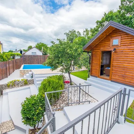 Retro Pool House Mostar