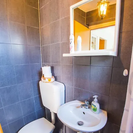 Retro Pool House Mostar