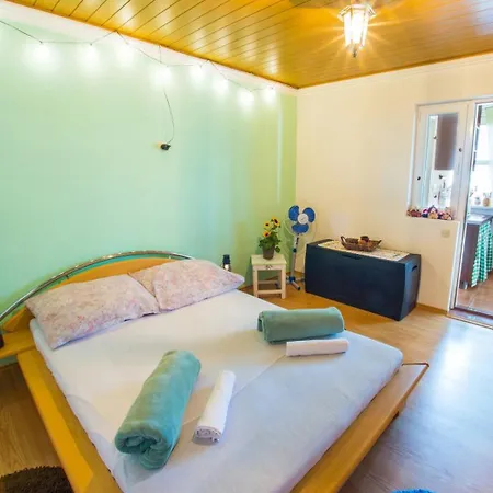 Ferienhaus Retro Pool House Mostar