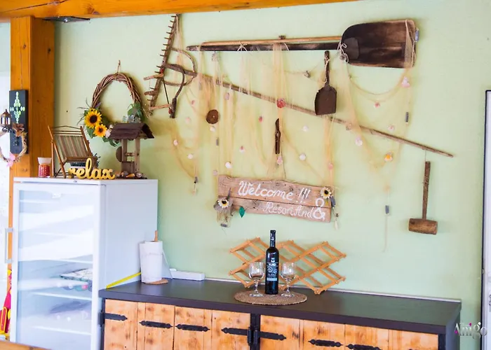 Retro Pool House Mostar